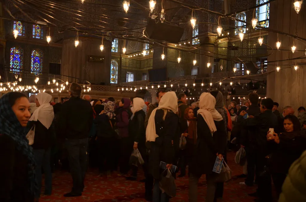 The Desperate Stop-in-the-Middle-of-Everything (shankar s., Flickr, CC BY 2.0)