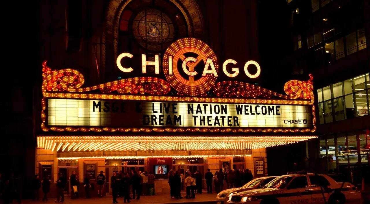 2. Chicago (1996 Revival) (Image Credits: Pixabay)