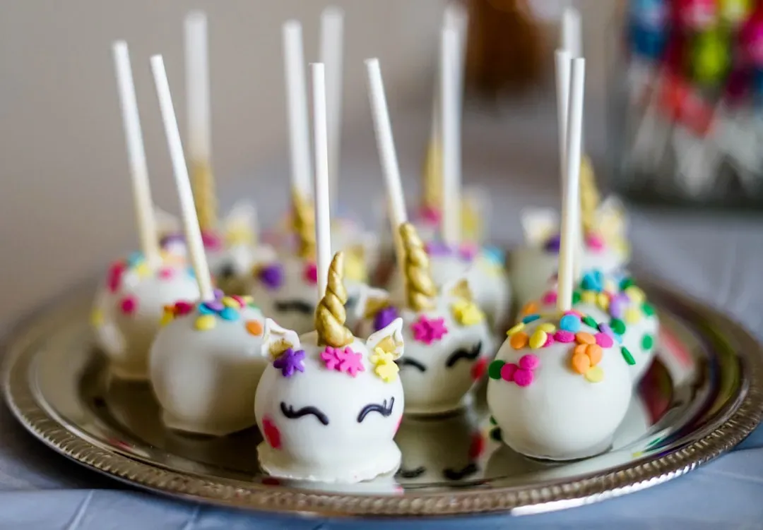 Cake Pops: Portable and Picture Perfect (Image Credits: Unsplash)