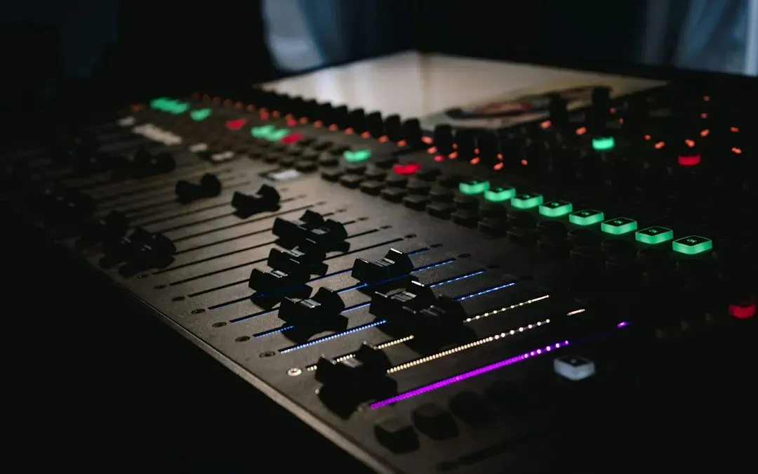 Gaps, Transitions, and Mastering Details (Image Credits: Unsplash)
