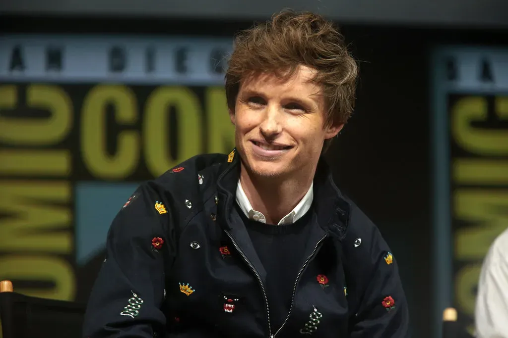 4. Eddie Redmayne as Lili Elbe in The Danish Girl (2015) (Gage Skidmore, Flickr, CC BY-SA 2.0)