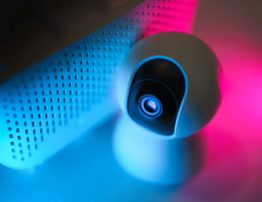 The Privacy Debate Parents Need to Know About (Image Credits: Pexels)