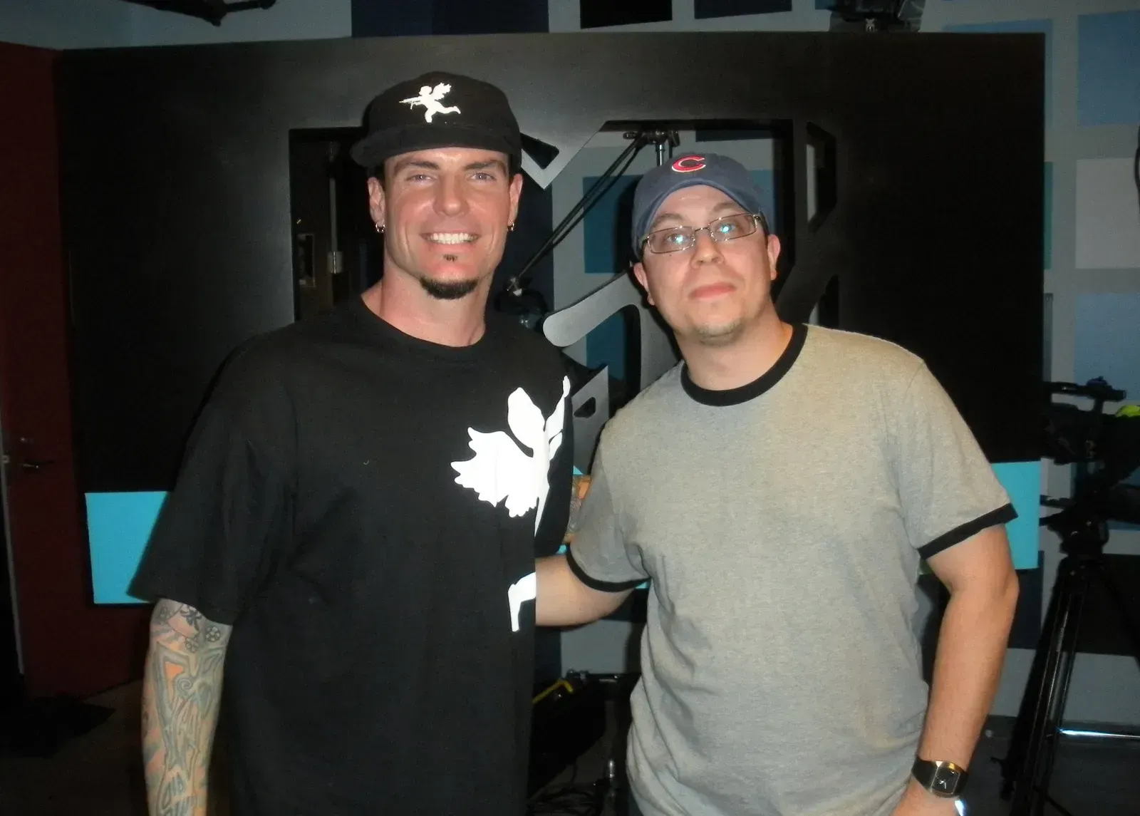 Vanilla Ice tries to go hardcore and disappears from the charts (Image Credits: Too Cold... Too Cold..., CC BY 2.0)