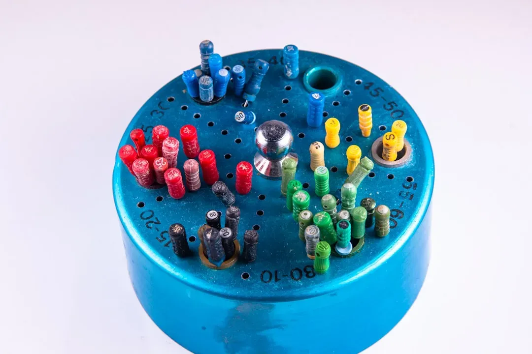 8. The Peg System - A 17th-Century Invention That Still Works Today (Image Credits: Unsplash)