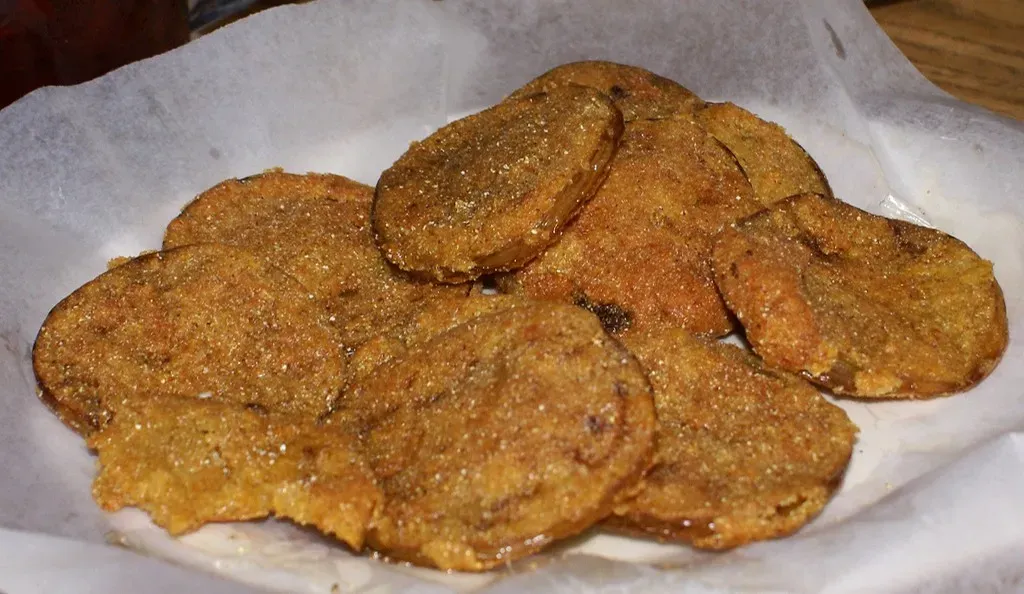 11. Fried Green Tomatoes' namesake dish (Image Credits: Wikimedia)