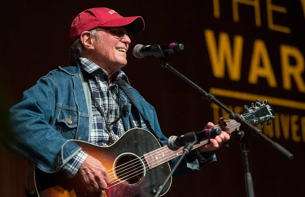 Confronting the Fair Pay Problem (Image Credits: Flickr)