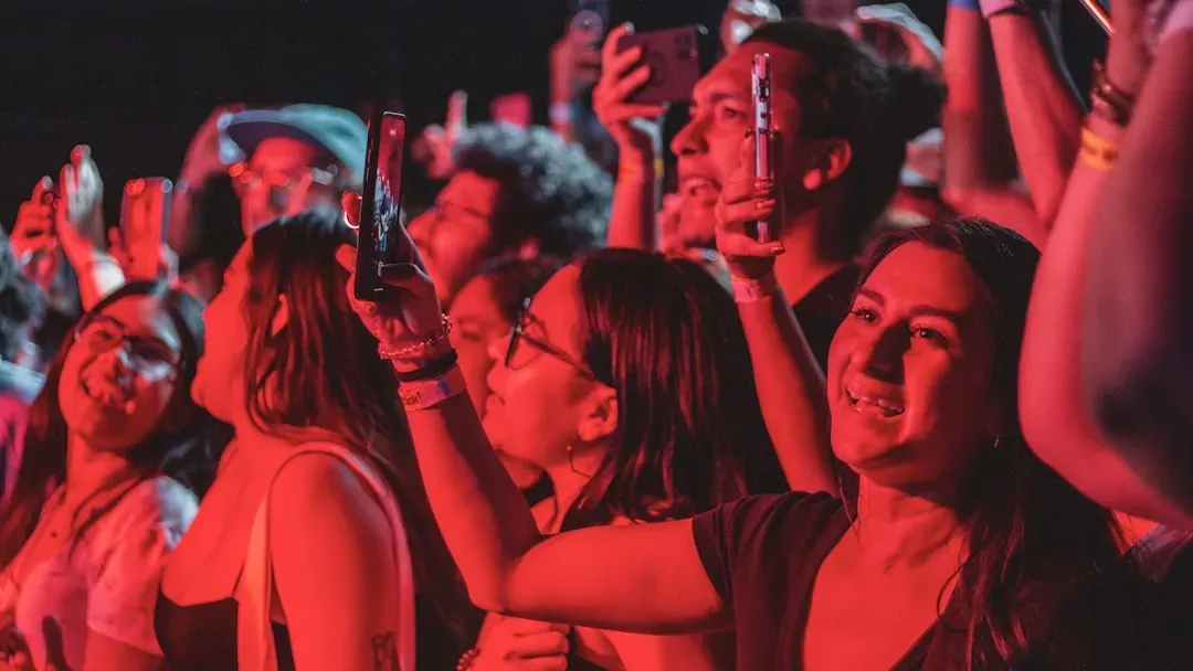 The Melodic Hook: Your Brain's Favorite Trap (Image Credits: Unsplash)