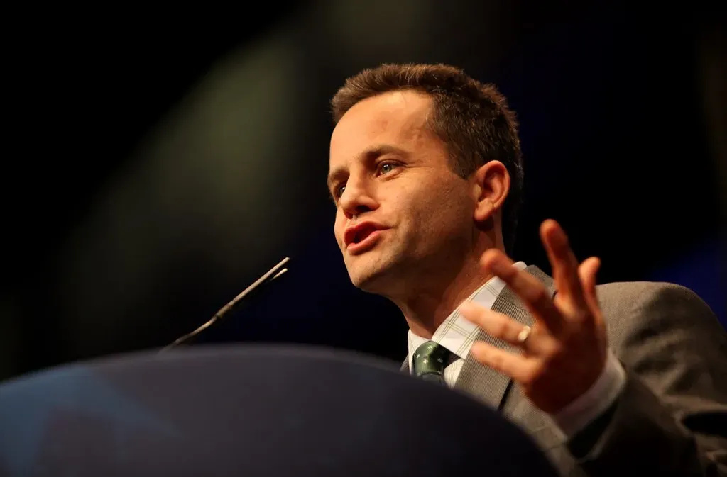 2. Kirk Cameron - The Teen Idol Who Walked Away from the Spotlight for Jesus (Image Credits: Flickr)