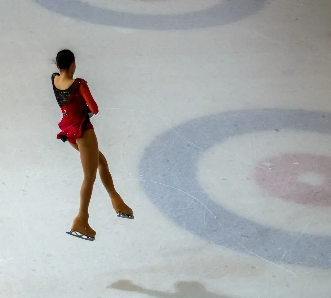 2. The Tonya Harding Media Circus After the Nancy Kerrigan Attack (Image Credits: Unsplash)