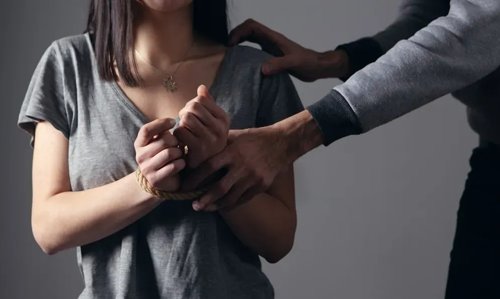 2. Big Little Lies by Liane Moriarty - Domestic Violence Hidden in Plain Sight (Image Credits: Unsplash)