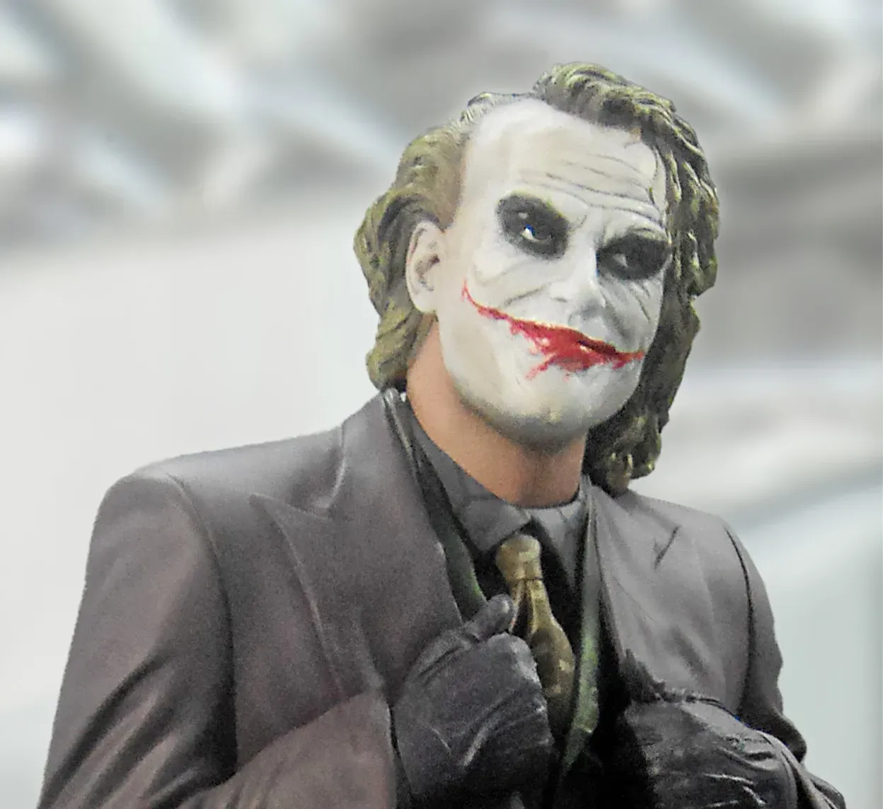 Heath Ledger's Joker Clap in The Dark Knight (Image Credits: Wikimedia)