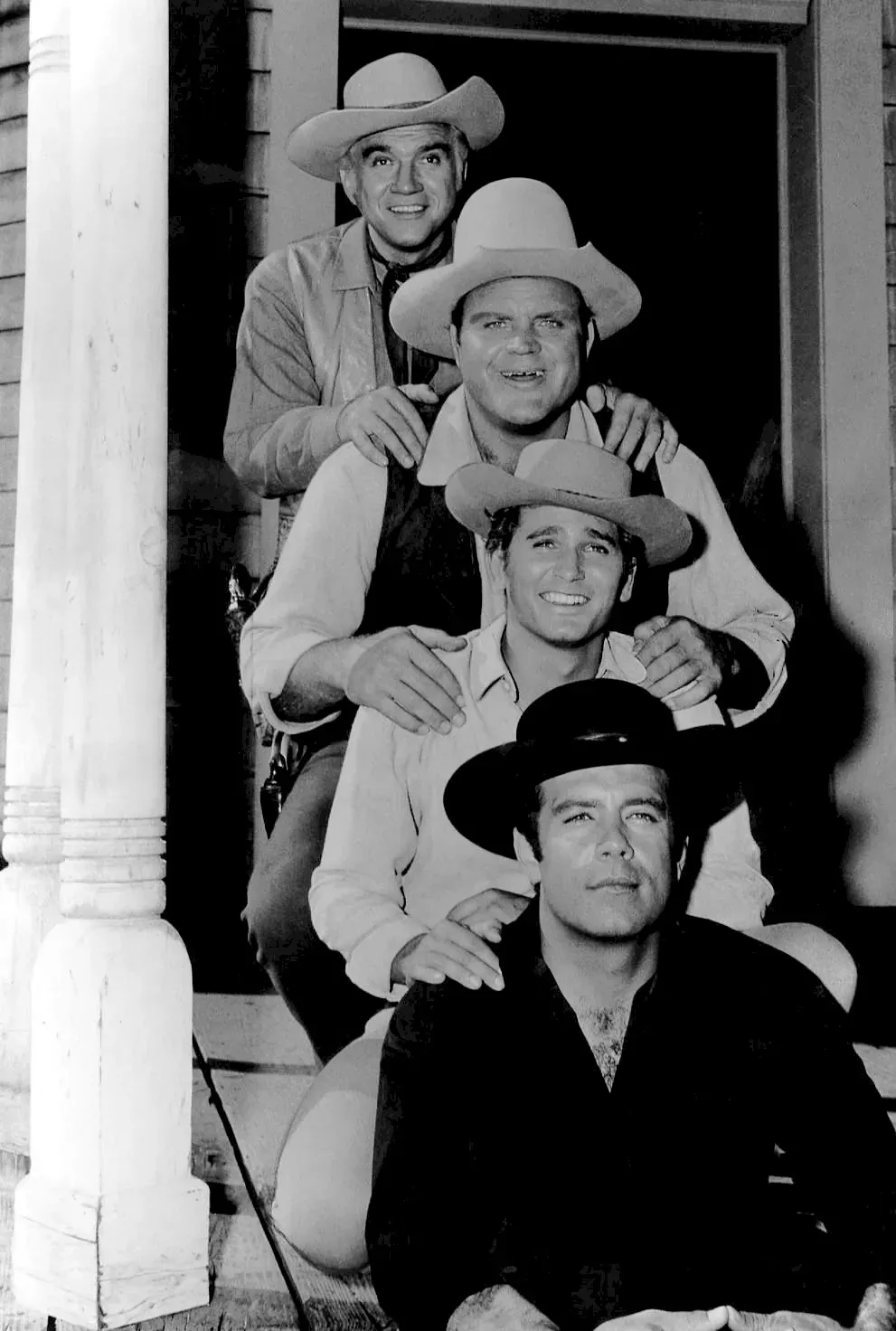 Bonanza (eBay item
phot front

photo back, Public domain)