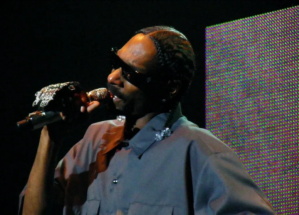 Snoop Dogg and Martha Stewart (Man Alive!, Flickr, CC BY 2.0)