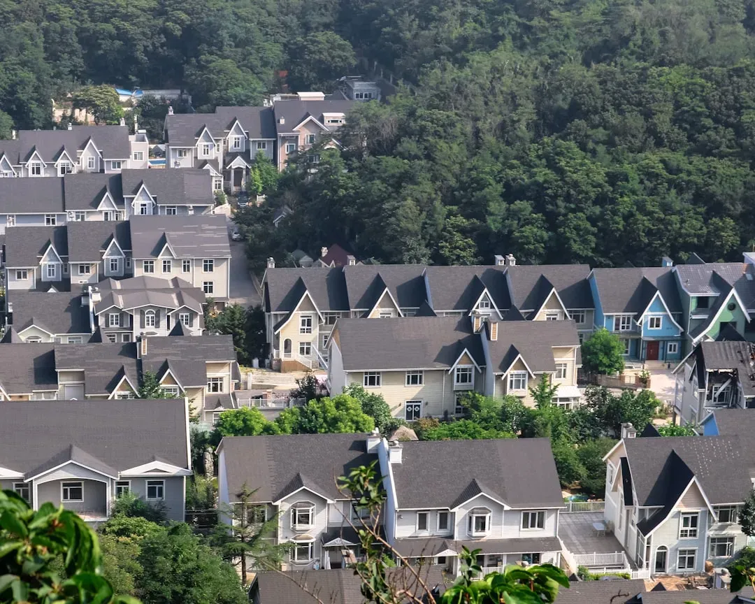 How Mortgage Rates Sharpened the Divide (Image Credits: Unsplash)