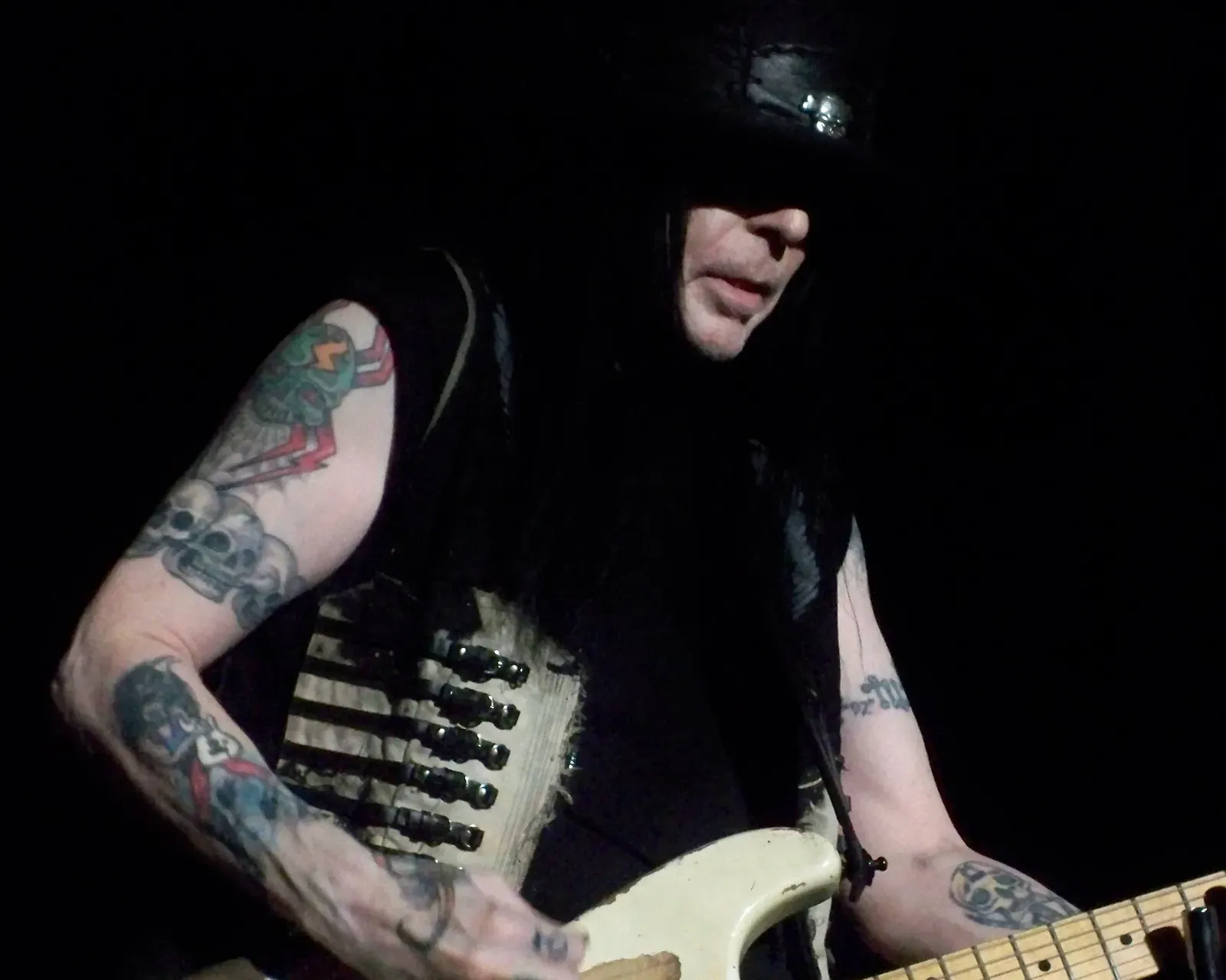 3. Mick Mars - Mötley Crüe Across Decades (Image Credits: Wikimedia)