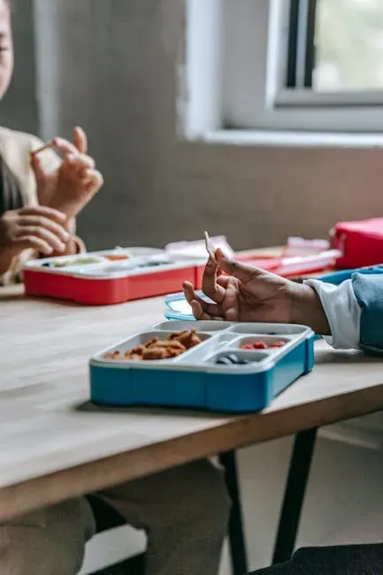 4. The Jetsons Lunchbox (1963): The Future in Your Hand (Image Credits: Pexels)