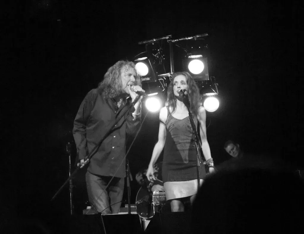 Robert Plant - The Voice That Defined Hard Rock (Image Credits: Flickr)
