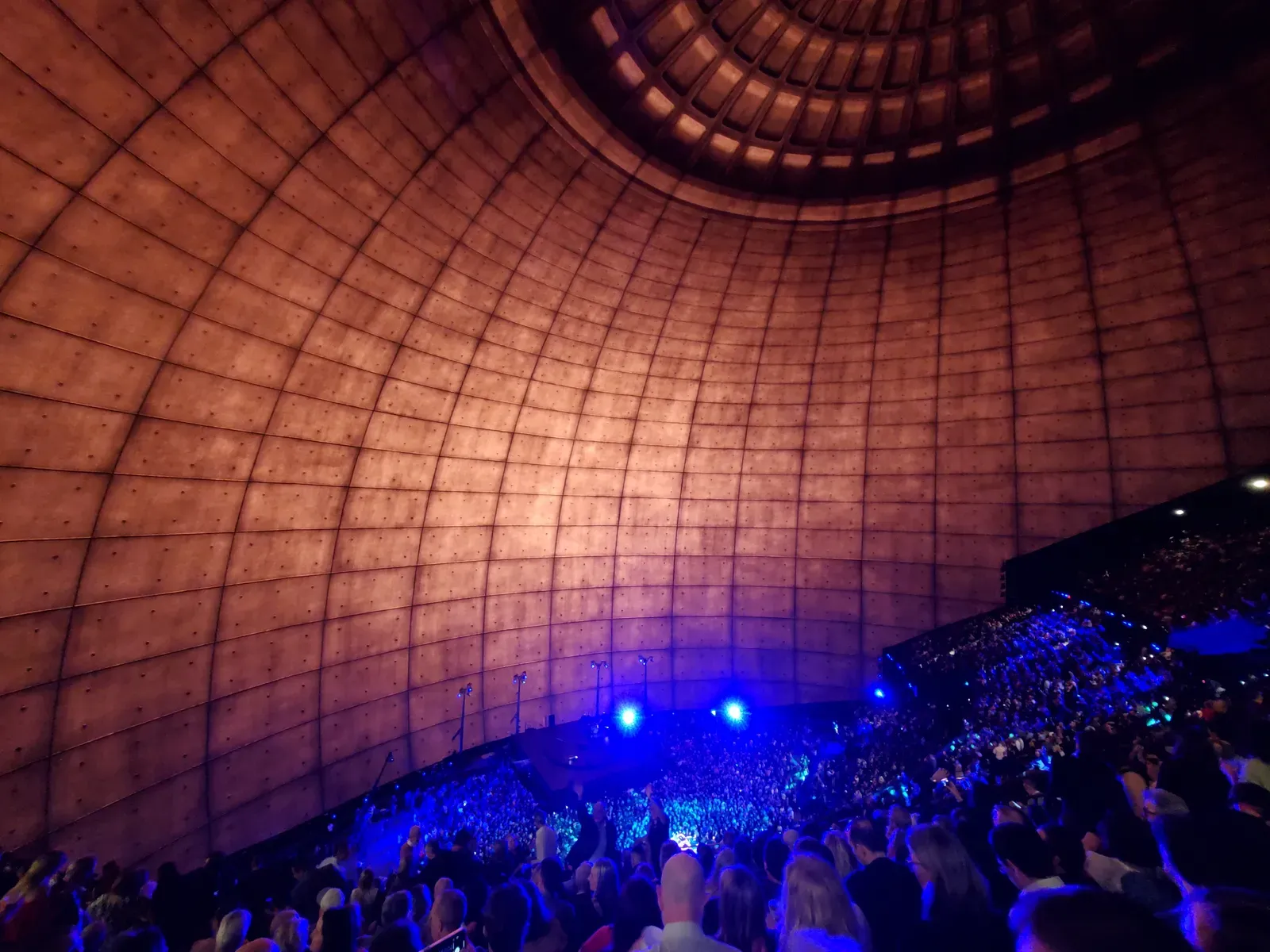 The Technology Behind the Magic (Image Credits: Wikimedia)