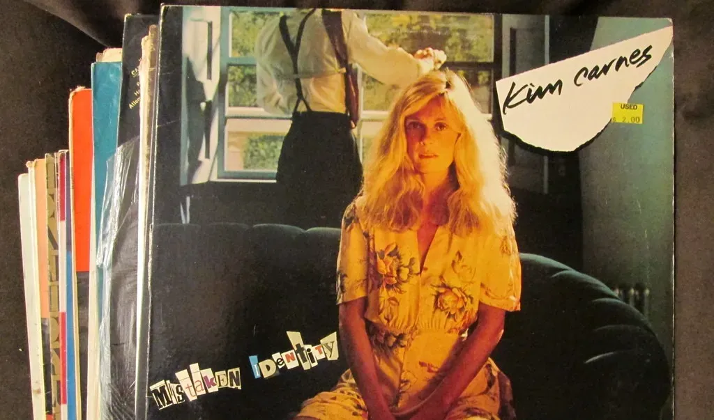 Kim Carnes – "Bette Davis Eyes" (1981) (Image Credits: Flickr)