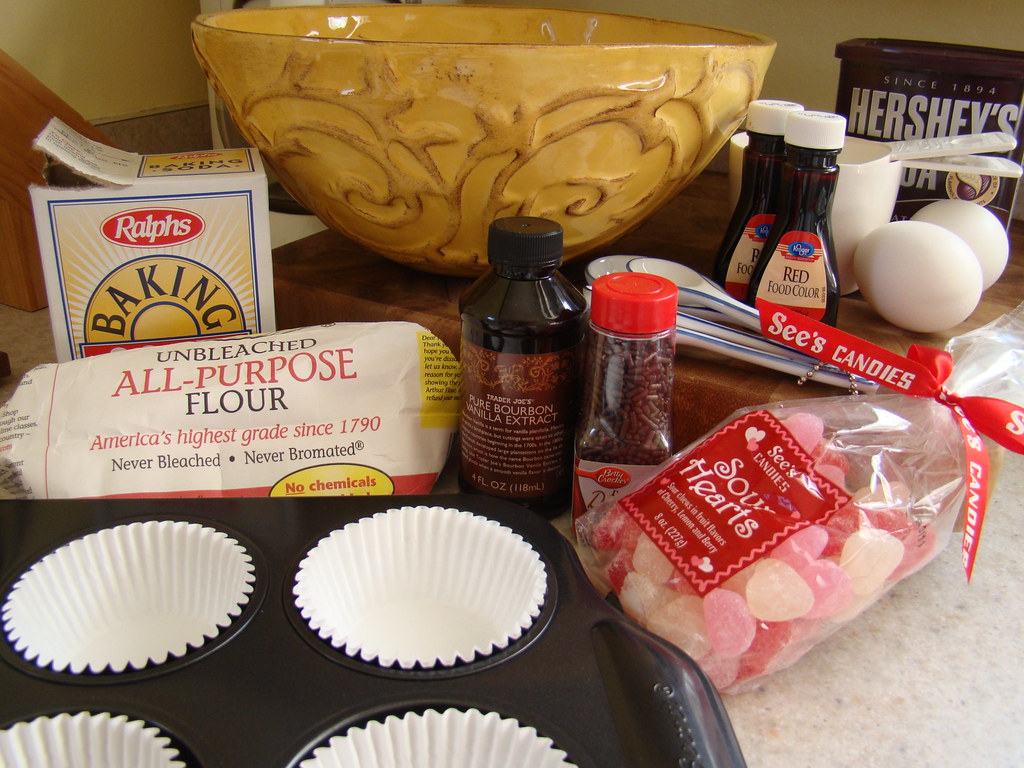 Baking Powder, Baking Soda, and Self-Rising Flour (Image Credits: Flickr)