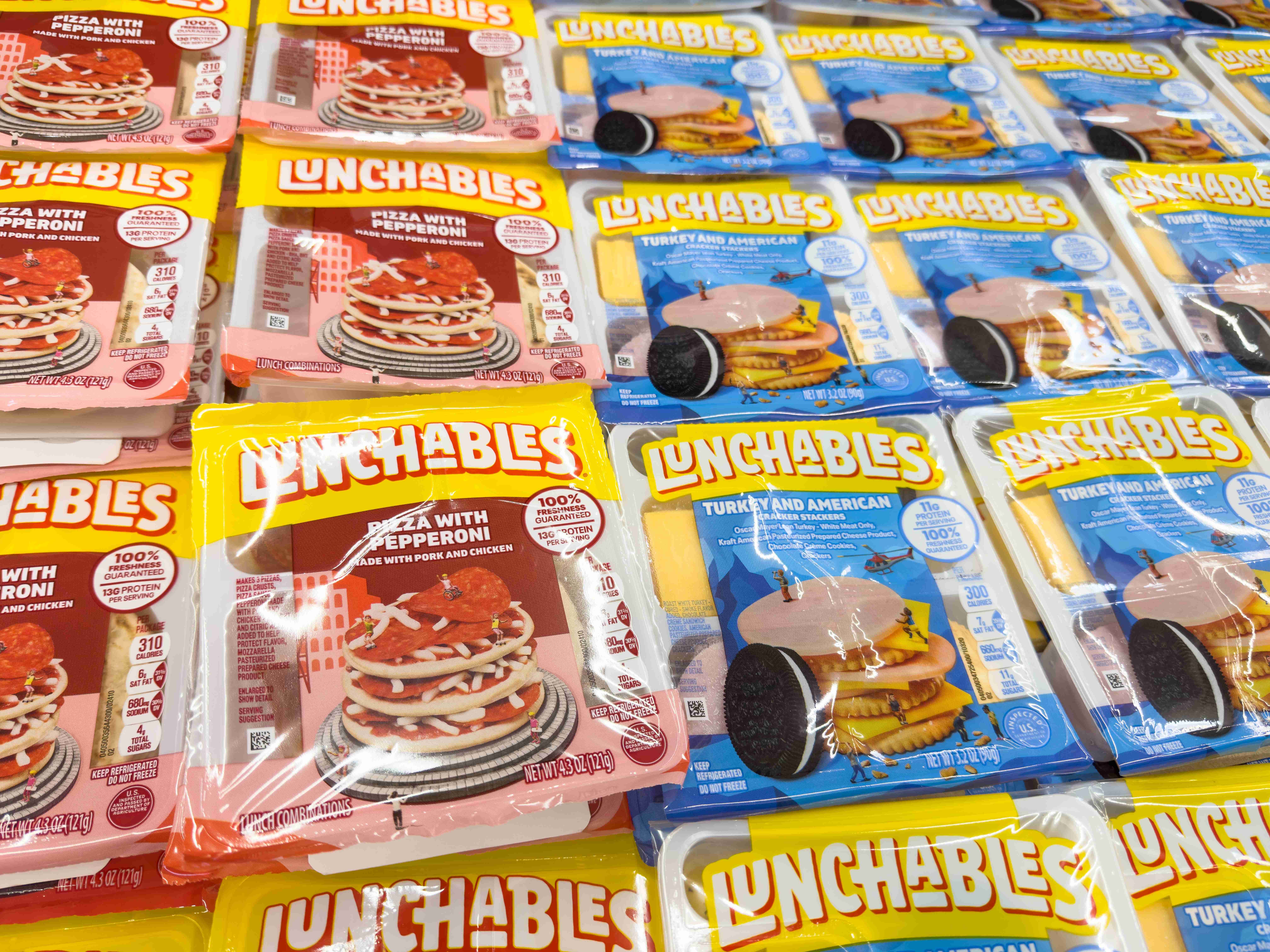 Lunchables: The Ultra-Processed Lunch Revolution (Image Credits: Shutterstock)