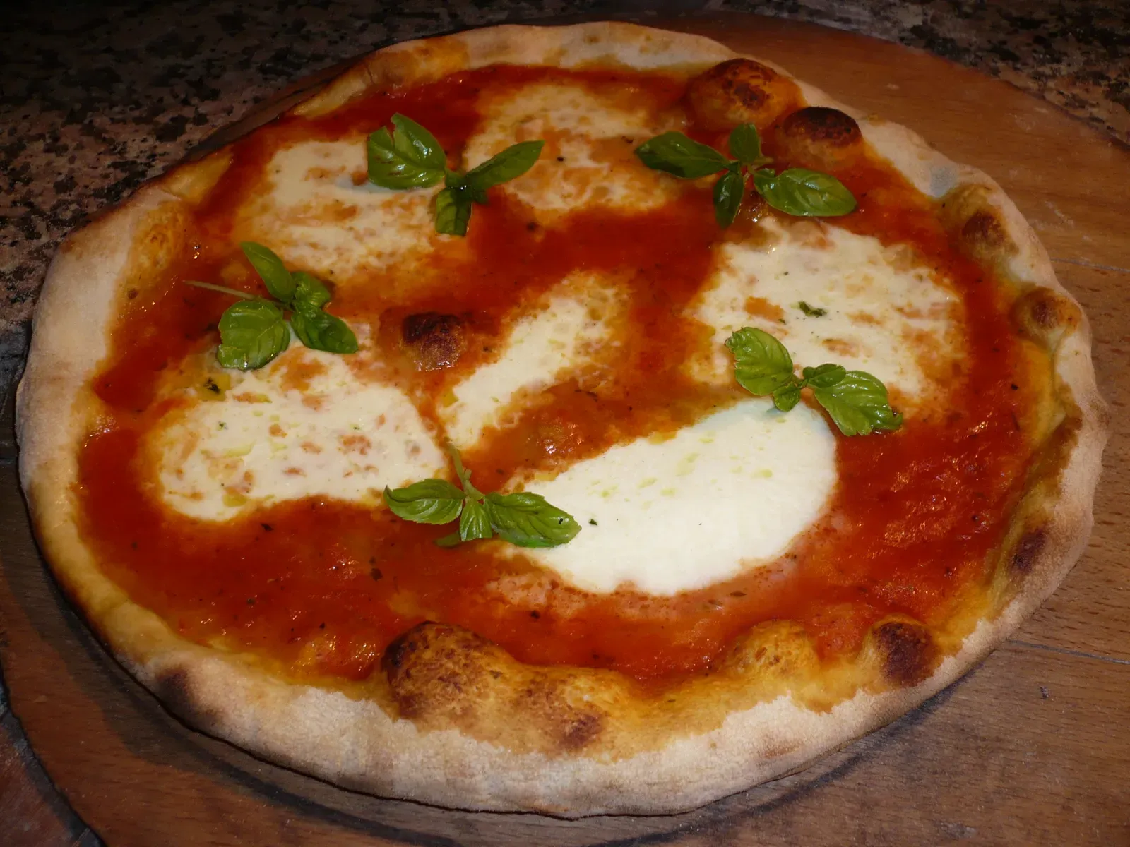 8. The Margherita Pizza (Image Credits: Wikimedia)