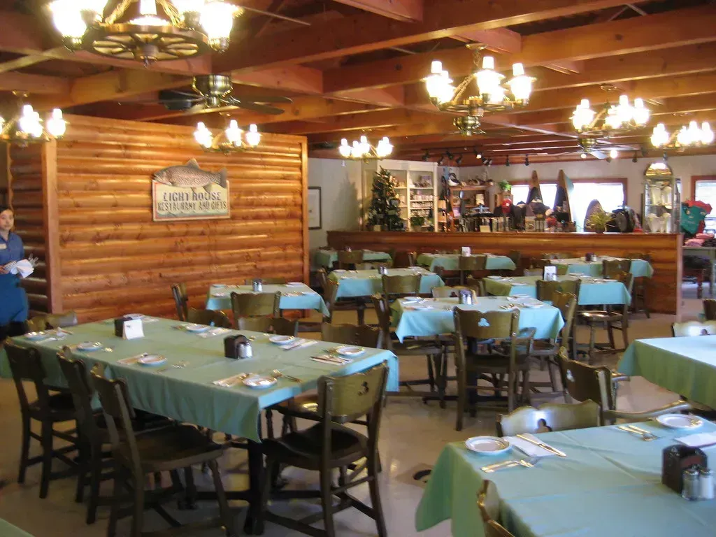 5. The Merchandise-Forward Theme Restaurant (Joetography LLC, Flickr, CC BY-SA 2.0)