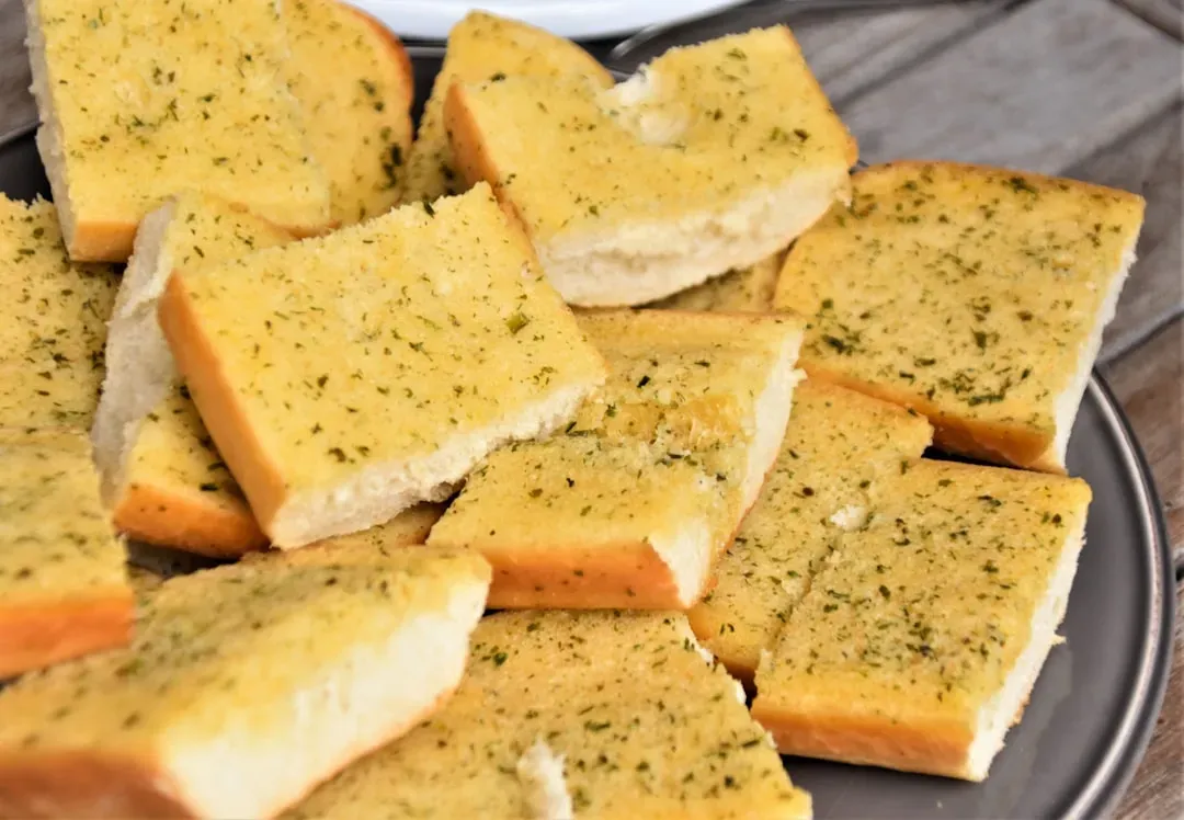 Garlic Bread (Image Credits: Unsplash)
