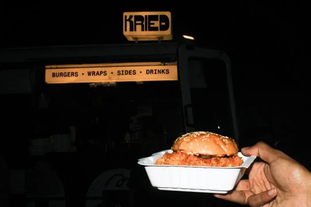 3. The Cost Gap Between a Food Truck and a Fine Dining Restaurant Is Enormous (Image Credits: Unsplash)