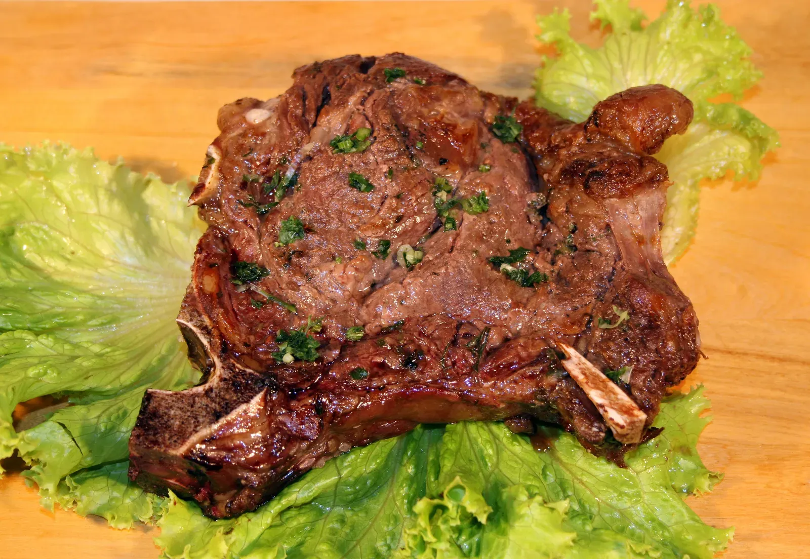 9. The Well-Done Steak (Image Credits: Wikimedia)