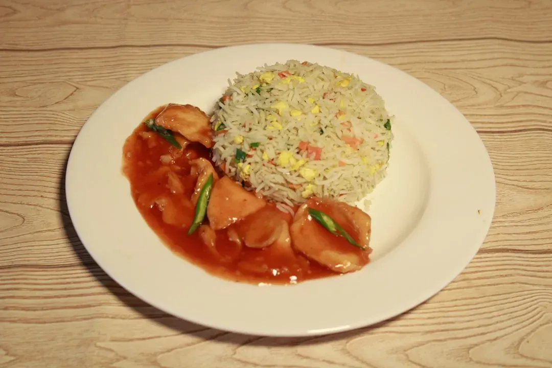 The Restaurant Rice Dilemma (Image Credits: Unsplash)