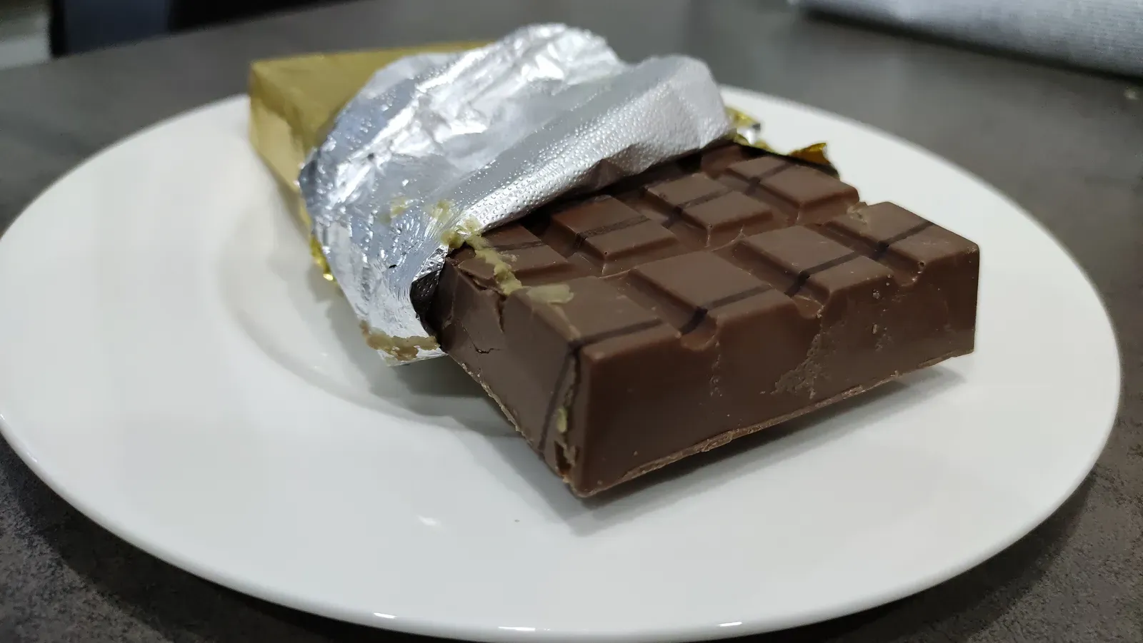 Dubai Chocolate Frenzy (Image Credits: Wikimedia)