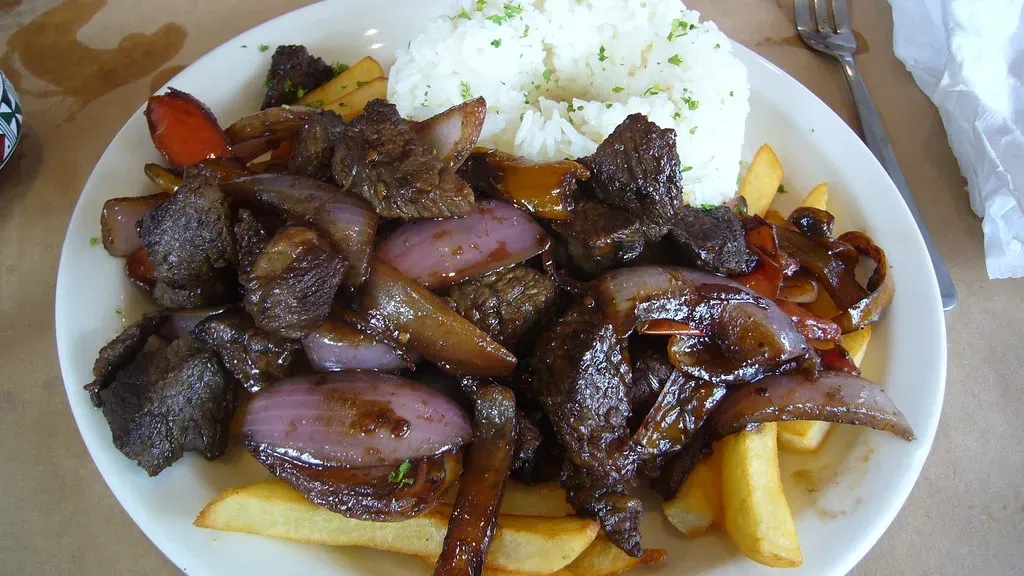 6. Beef and Vegetable Stir-Fry (Kent Wang, Flickr, CC BY-SA 2.0)