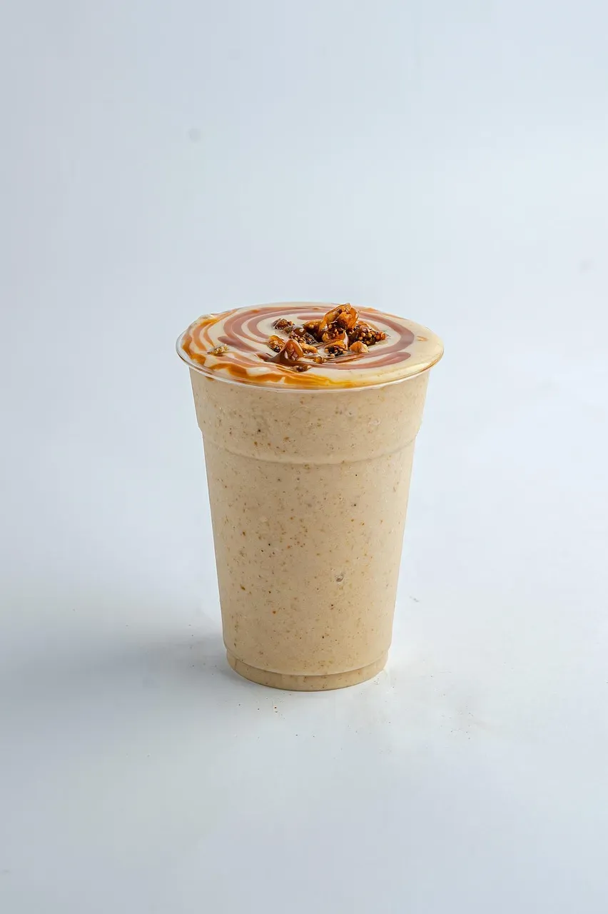 7. Sonic Reese's Peanut Butter Cup Master Shake: A Dessert Drink That Defies Reason (Image Credits: Pixabay)