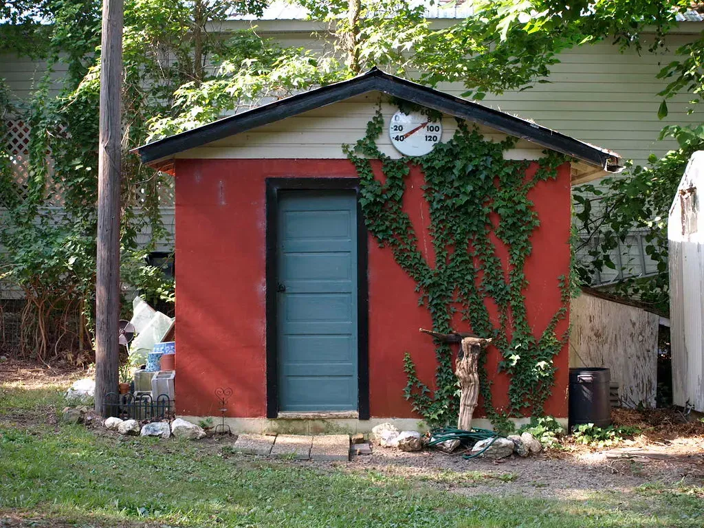 Using Unapproved Storage Areas or External Structures (Image Credits: Flickr)