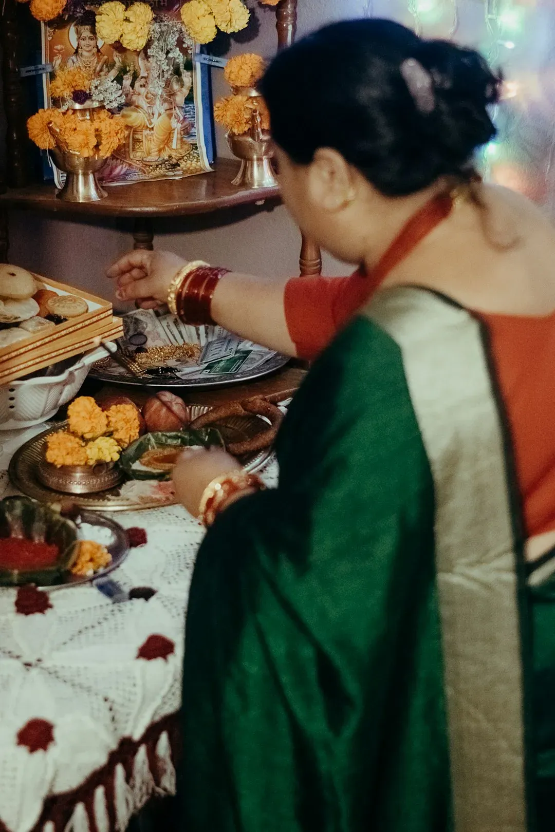 4. India: Your Left Hand Is Not Welcome at the Table (Image Credits: Unsplash)