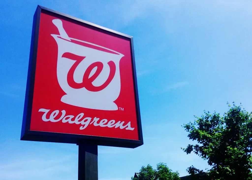 Walgreens: 1,200 Stores on the Chopping Block (JeepersMedia, Flickr, CC BY 2.0)