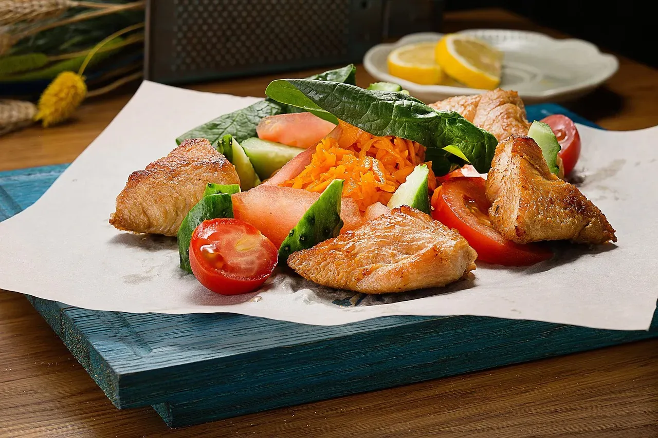 California Pizza Kitchen's Moroccan-Spiced Chicken Salad (Image Credits: Pixabay)