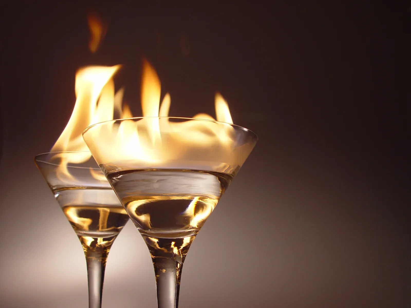 2. Flaming Shots: A Fire Hazard in a Glass (stock.xchng: http://www.sxc.hu/browse.phtml?f=view&id=207042 [dead link], CC BY 2.5)