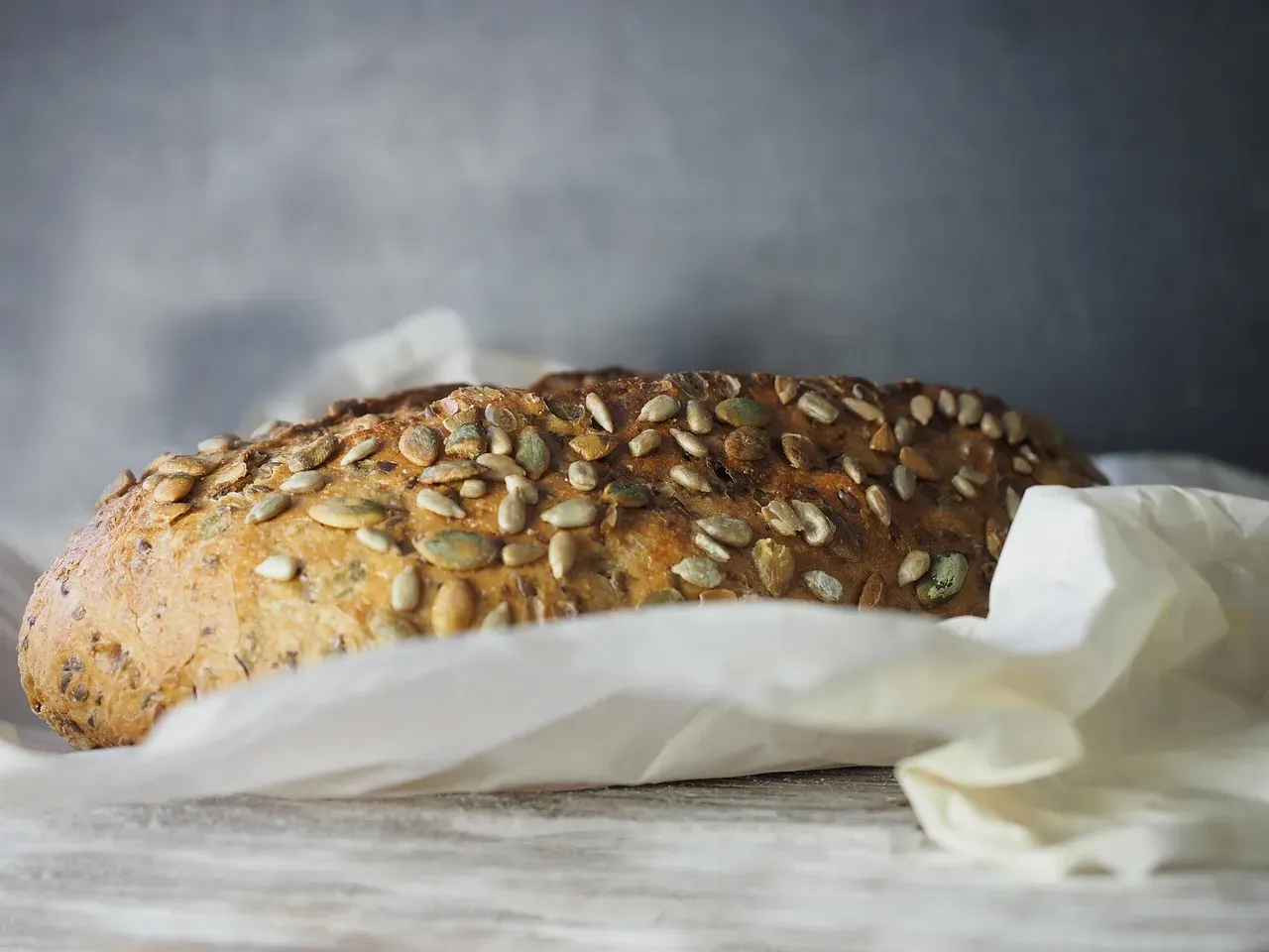 3. Whole Grain Bread From an Actual Bakery (Image Credits: Pixabay)