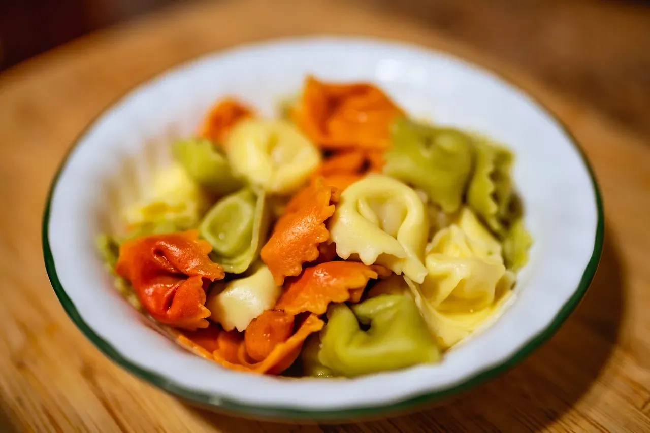 3. Stuffed Pasta (Ravioli, Tortellini, Manicotti) (Image Credits: Pixabay)