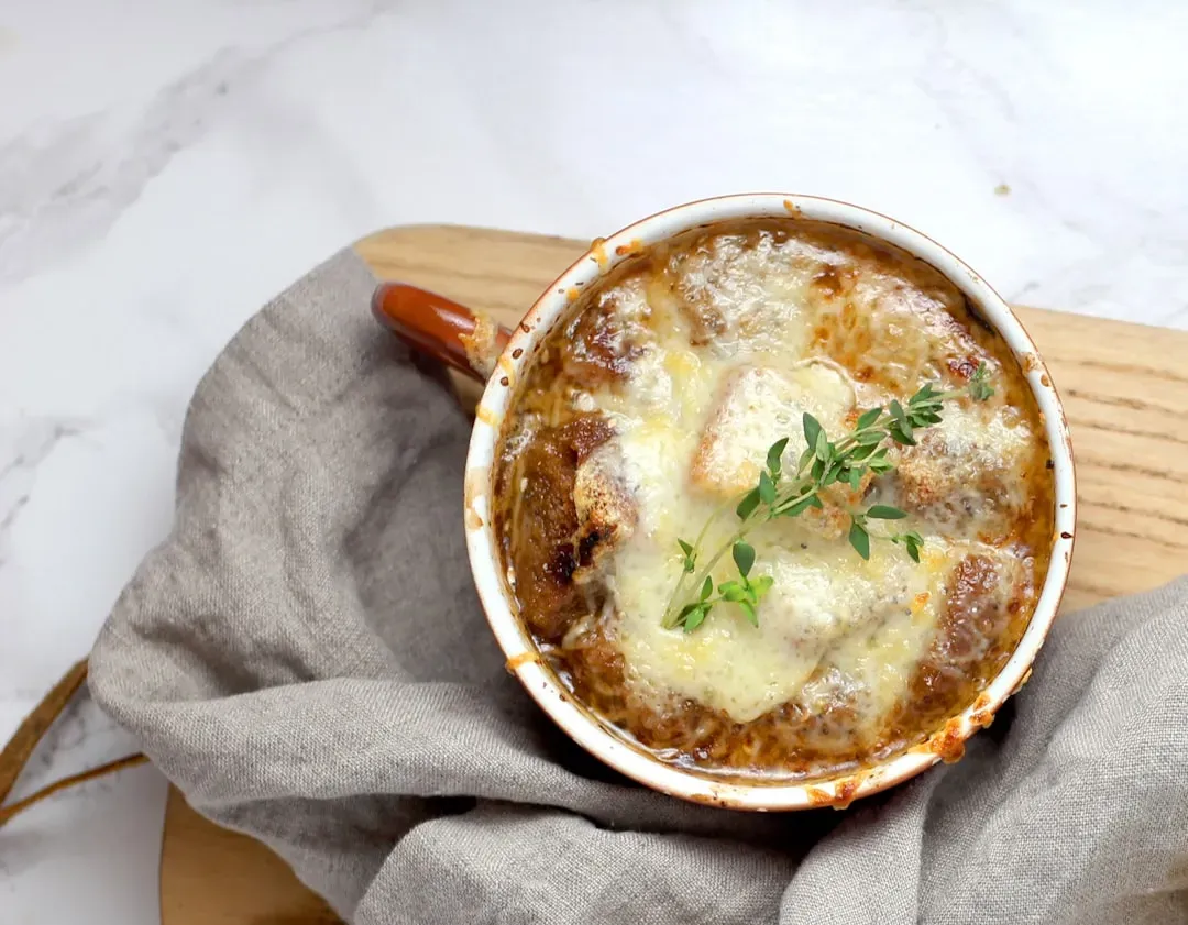 6. French Onion Soup (Image Credits: Unsplash)