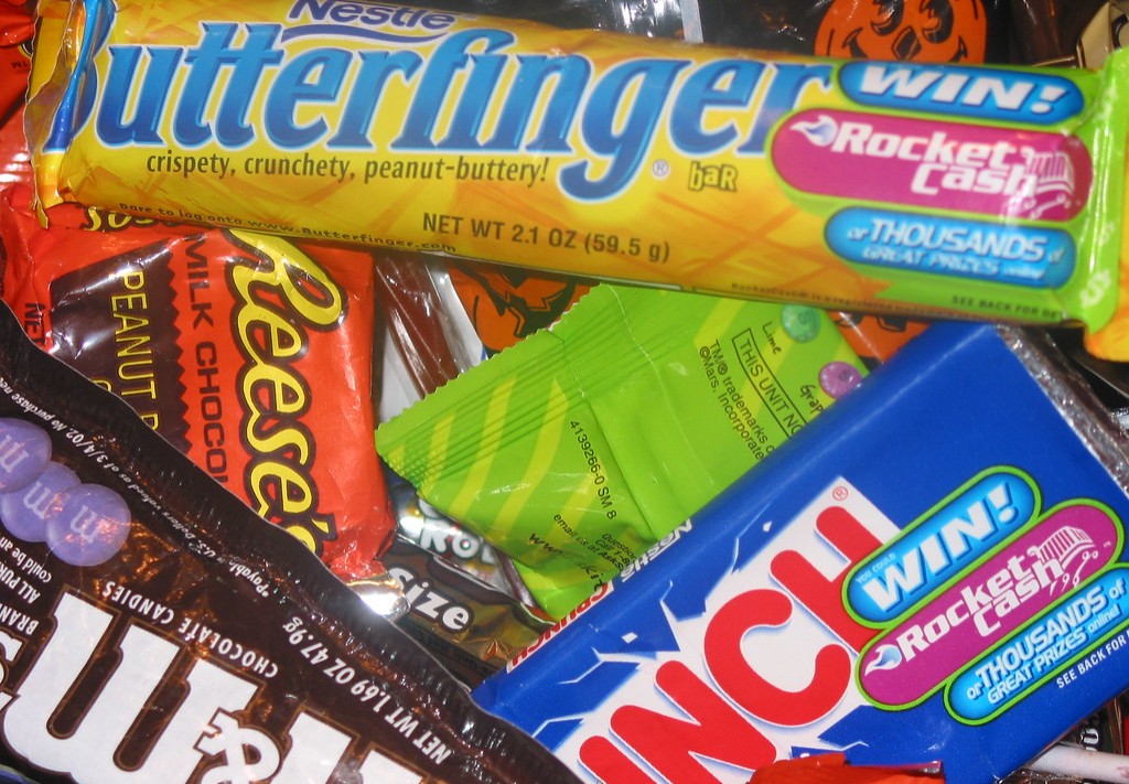 Butterfinger BBs: Bite-Sized Sugar Bombs (Image Credits: Flickr)