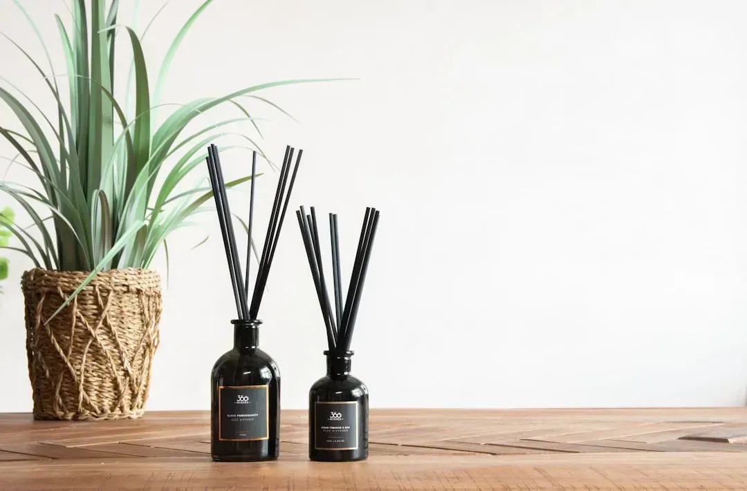 7. Scent Layering Is the Strategy Hotels Never Advertise (Image Credits: Unsplash)