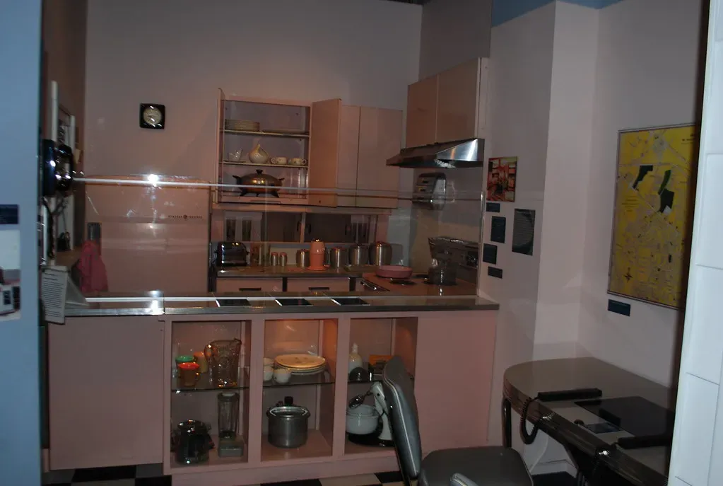 11. Highly Trendy Cabinet Colors: The Millennial Pink Problem (Image Credits: Flickr)