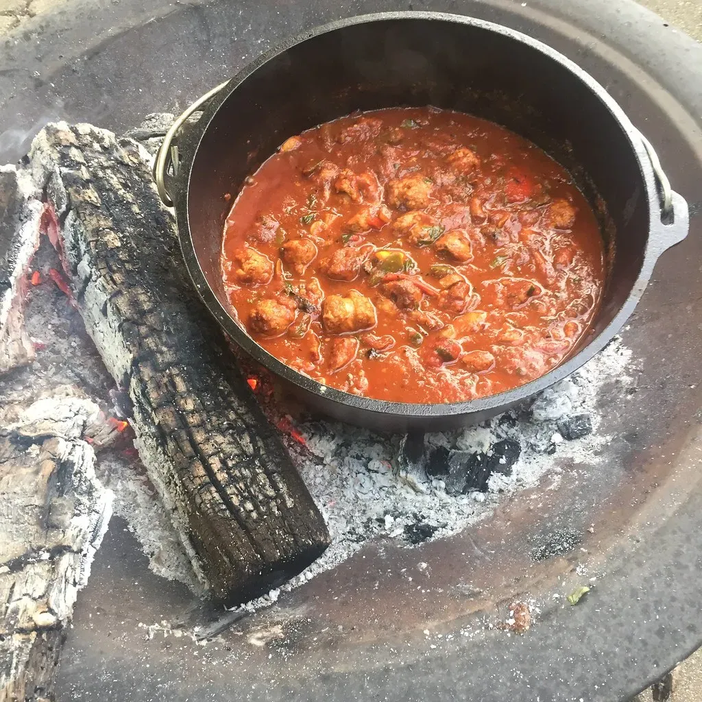 2. A Dutch Oven Worn Smooth From Years of Use (Actual Brian Crawford, Flickr, CC BY 2.0)