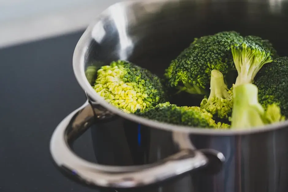 7. Broccoli: Carotenoids Released by Heat (Image Credits: Pexels)