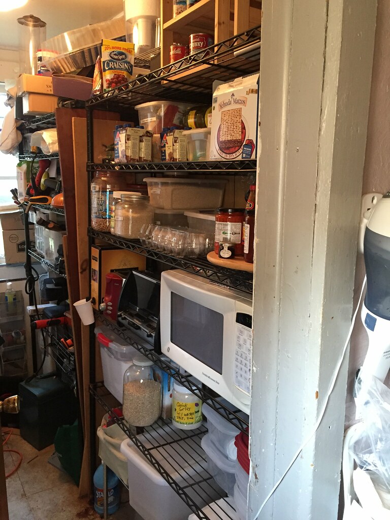 Pantry Safety Tips (Image Credits: Flickr)