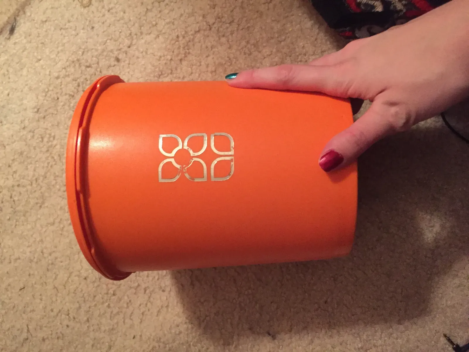 8. Vintage Tupperware (Image Credits: Wikimedia)