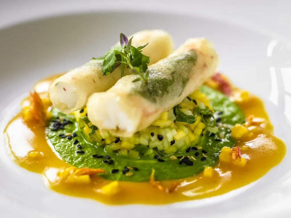 8. Microgreens as Garnish on Everything: Tiny Greens, Massive Overuse (Image Credits: Flickr)